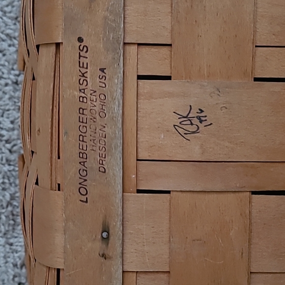 Longaberger Basket - Picture 4 of 4